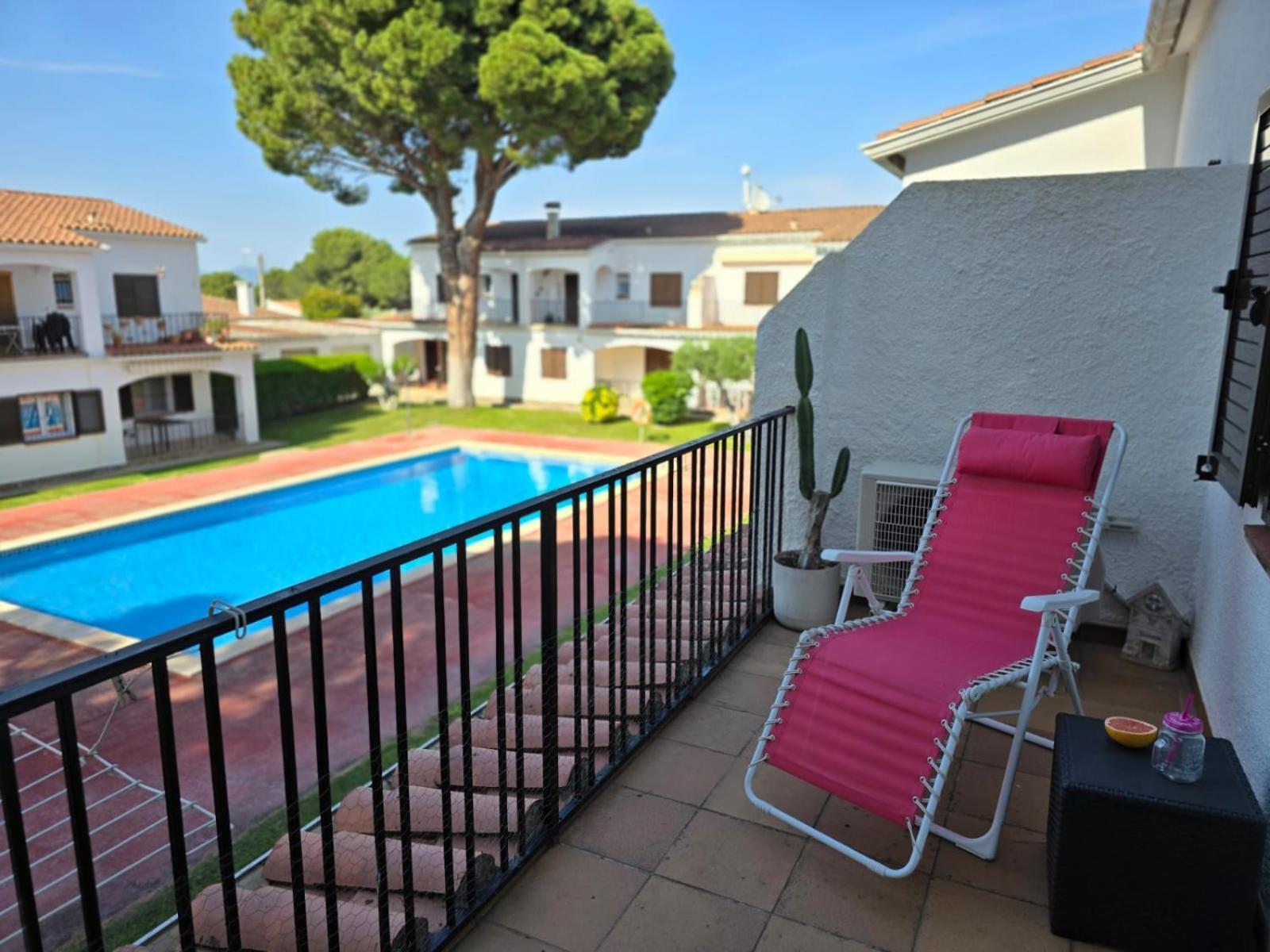 Cosy Apartment Of L'Escala Beach Exteriér fotografie